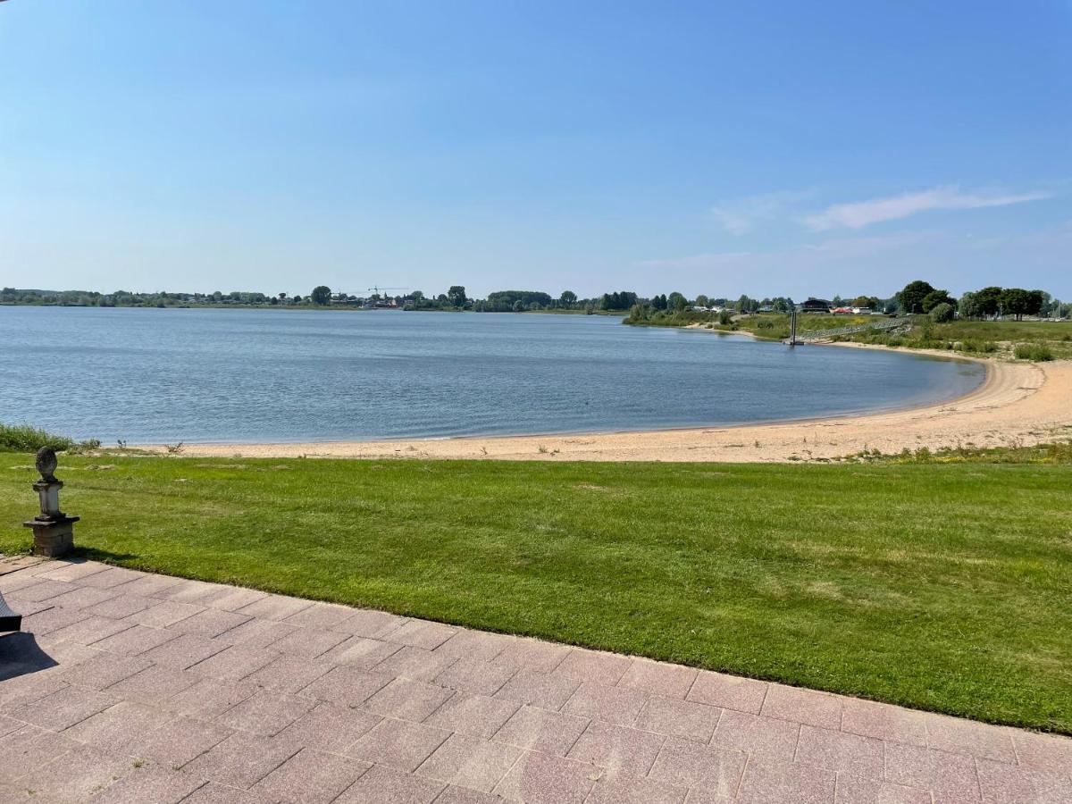 Lith Luxe Chalet Direct Aan Het Water Met Strand מראה חיצוני תמונה