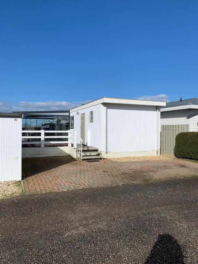 Lith Luxe Chalet Direct Aan Het Water Met Strand מראה חיצוני תמונה